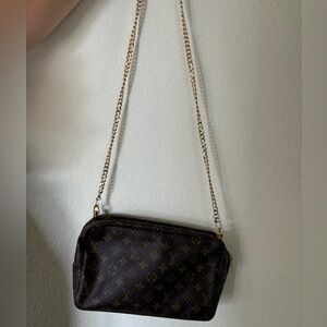 Authentic vintage Louis Vuitton Trousse 28 bag